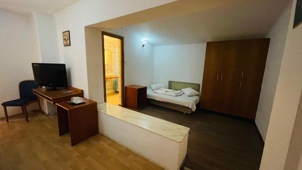 Pensiunea Luminita Buşteni Exterior foto
