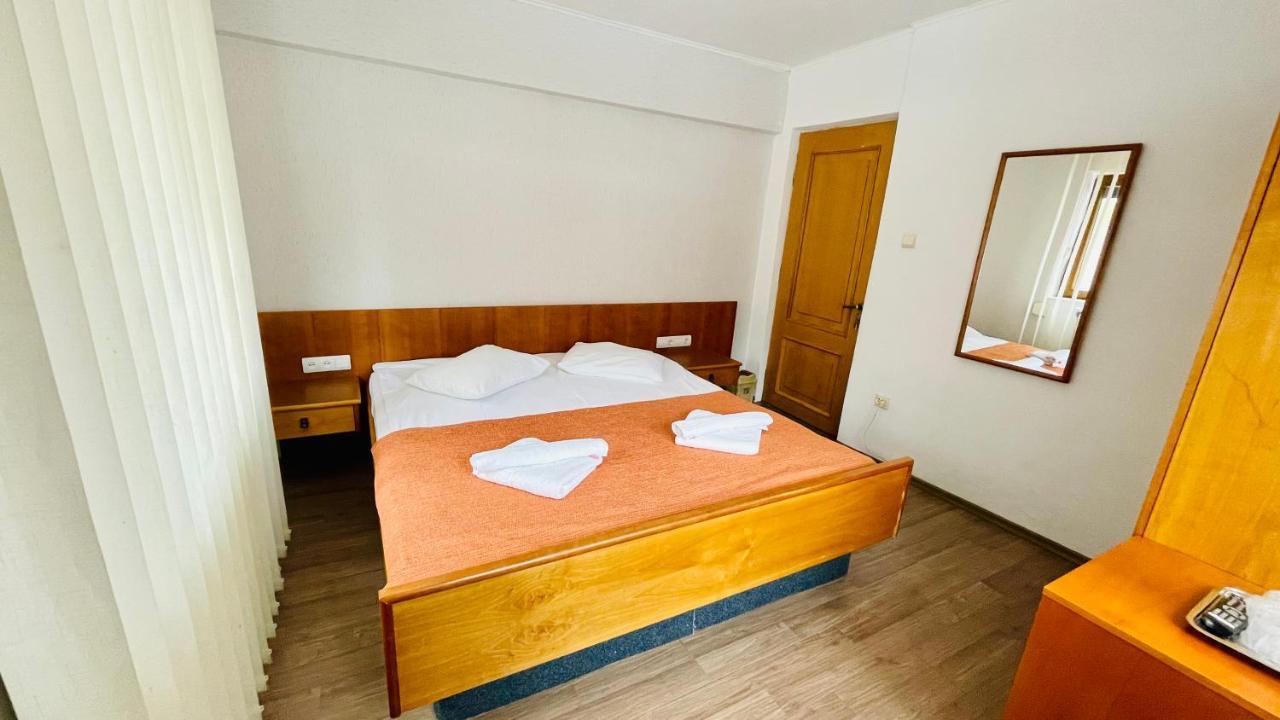 Pensiunea Luminita Buşteni Exterior foto